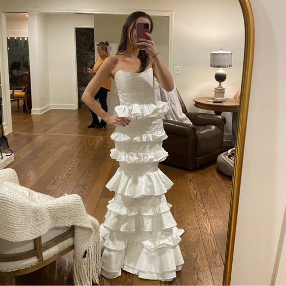 V. Chapman Milano Set in White Crinkle Brocade size 2 NEW WITH TAGS - Picture 9 of 9